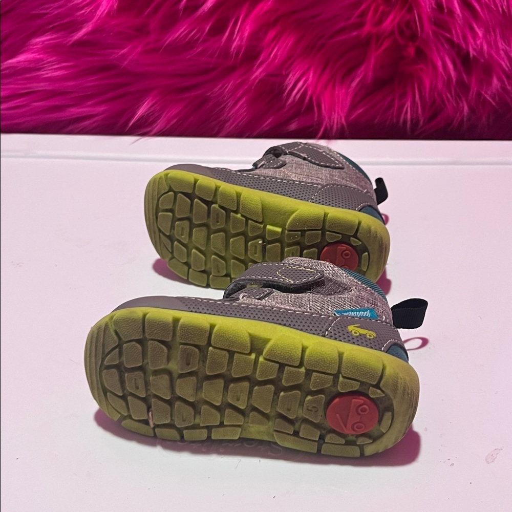 Boys SEE KAI RUN BOOTS - Picture 5 of 7